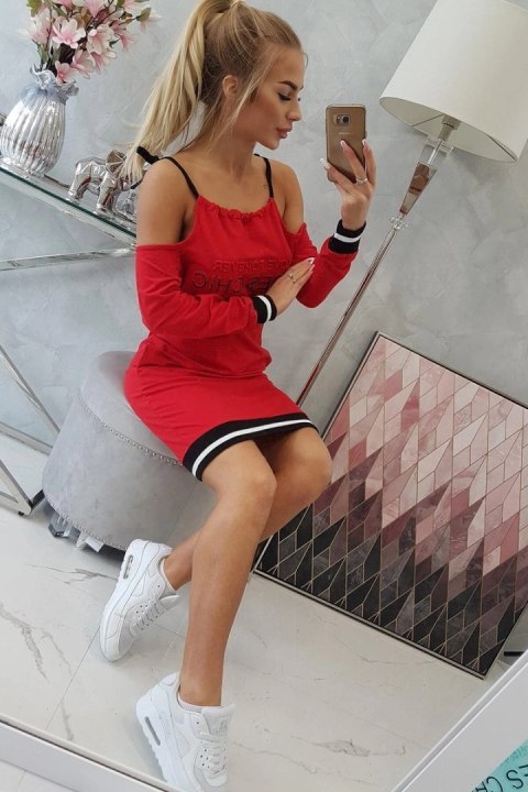 Sukienka Tres Chic czerwona Sukienka Tres Chic czerwona