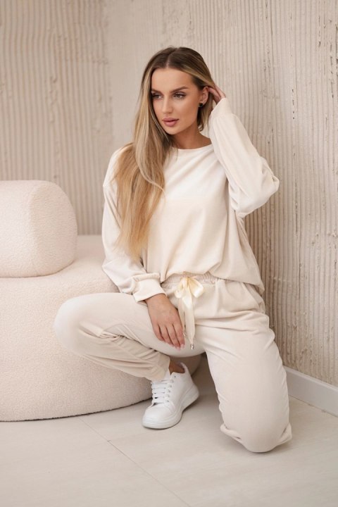 Komplet welurowy bluza + spodnie jasny beżowy Komplet welurowy bluza + spodnie jasny beżowy
