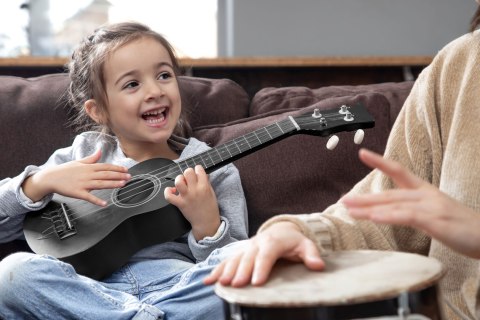 Gitara ukulele dla dzieci drewniana 4 struny nylonowe ECOTOYS Gitara ukulele dla dzieci drewniana 4 struny nylonowe ECOTOYS