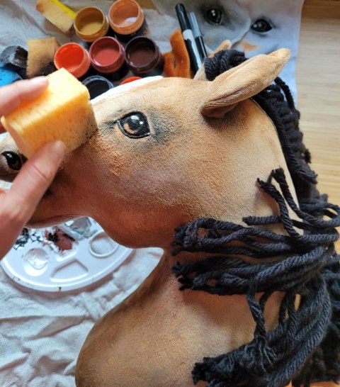 Hobby Horse Duży koń na kiju Premium - maść jelenia A3 Hobby Horse Duży koń na kiju Premium - maść jelenia A3