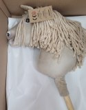 Hobby Horse Mały koń na kiju Premium - cremello A4