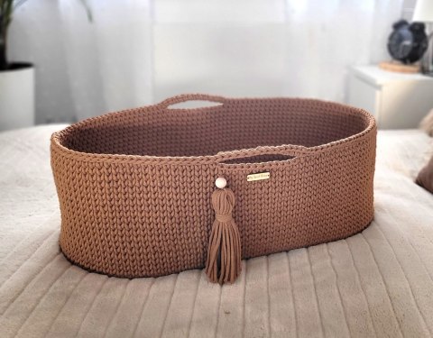 Kosz Mojżesza BOHO Handmade ze stojakiem - caramel Kosz Mojżesza BOHO Handmade ze stojakiem - caramel