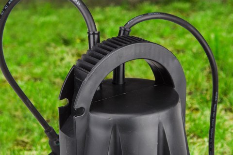 Pompa zanurzeniowa do wody brudnej 400W, wydajność 7500 l/godz. Pompa zanurzeniowa do wody brudnej 400W, wydajność 7500 l/godz.