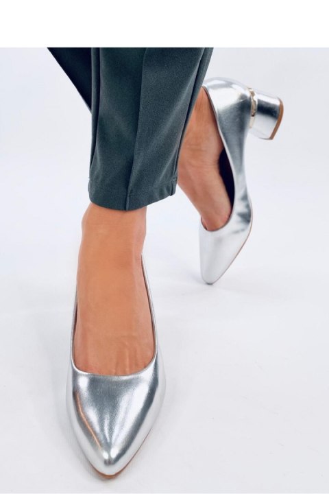 Czółenka na obcasie SHERS SILVER - Inello Inello Czółenka na obcasie SHERS SILVER - Inello Inello