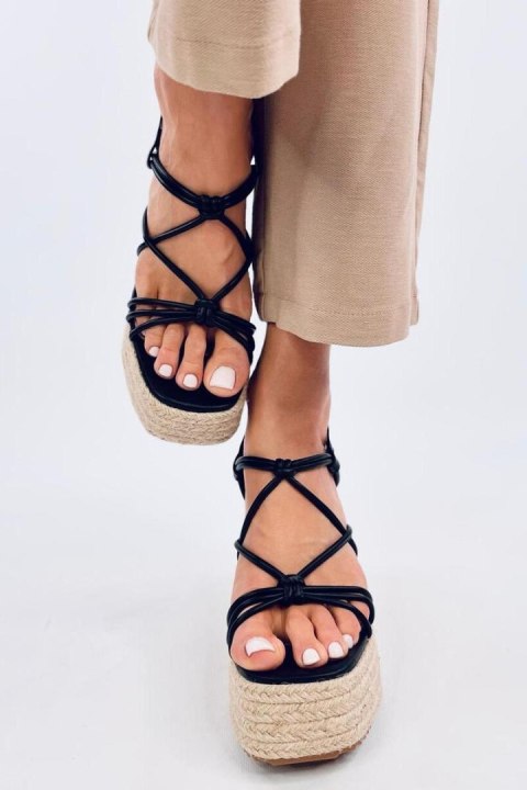 Sandałki espadryle na koturnie PASCAI BLACK - Inello Inello Sandałki espadryle na koturnie PASCAI BLACK - Inello Inello