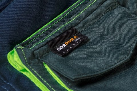 Krótkie spodenki PREMIUM, 62% bawełna, 35% poliester, 3% elastan, rozmiar L Krótkie spodenki PREMIUM, 62% bawełna, 35% poliester, 3% elastan, rozmiar L