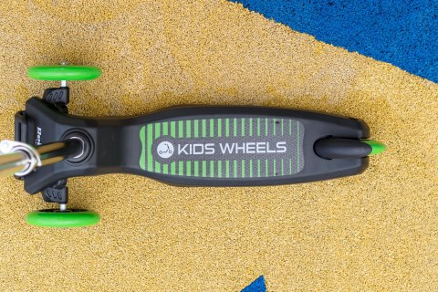 Hulajnoga trójkołowa REBEL KIDS WHEELS GREEN Hulajnoga trójkołowa REBEL KIDS WHEELS GREEN