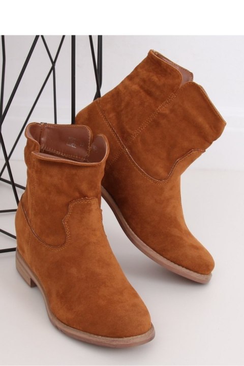 BOTKI NA UKRYTYM KOTURNIE CAMEL NC981 CAMEL - Inello Inello BOTKI NA UKRYTYM KOTURNIE CAMEL NC981 CAMEL - Inello Inello